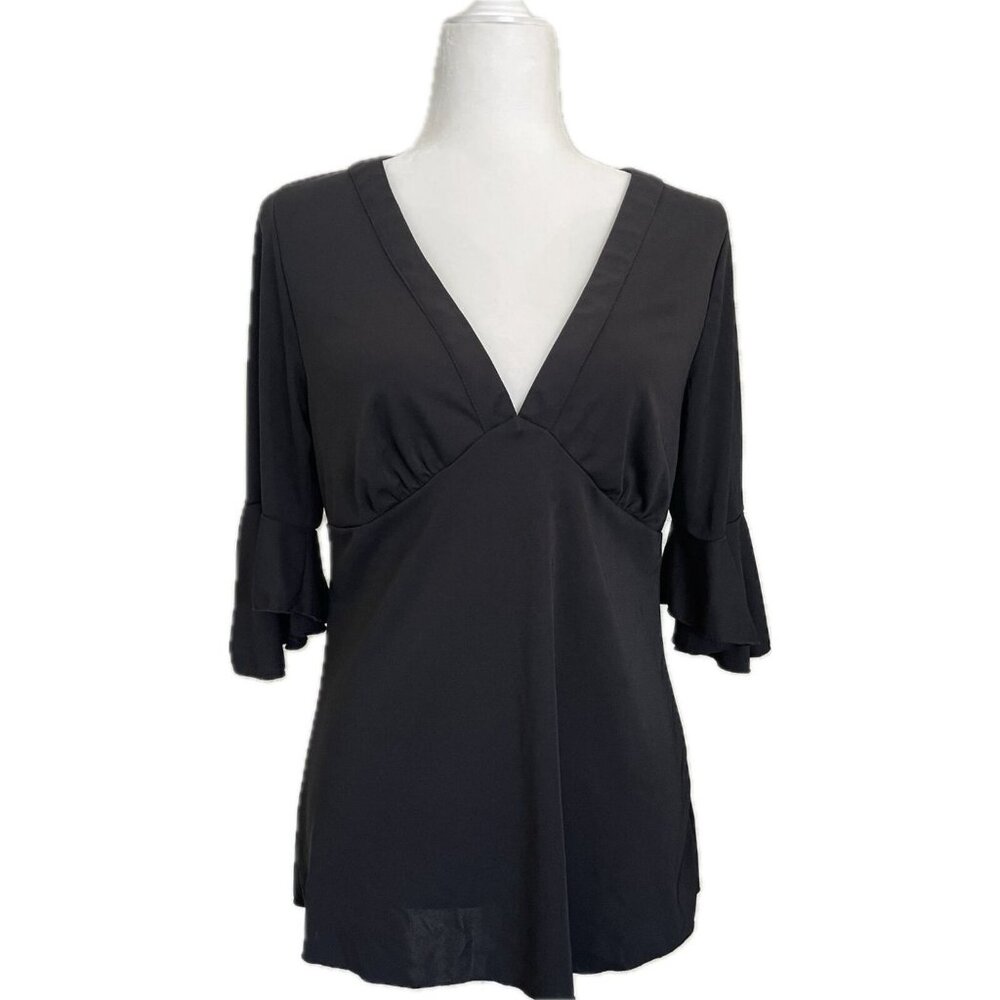 David Loren Collection 90s Ruffled Short Sleeve Top